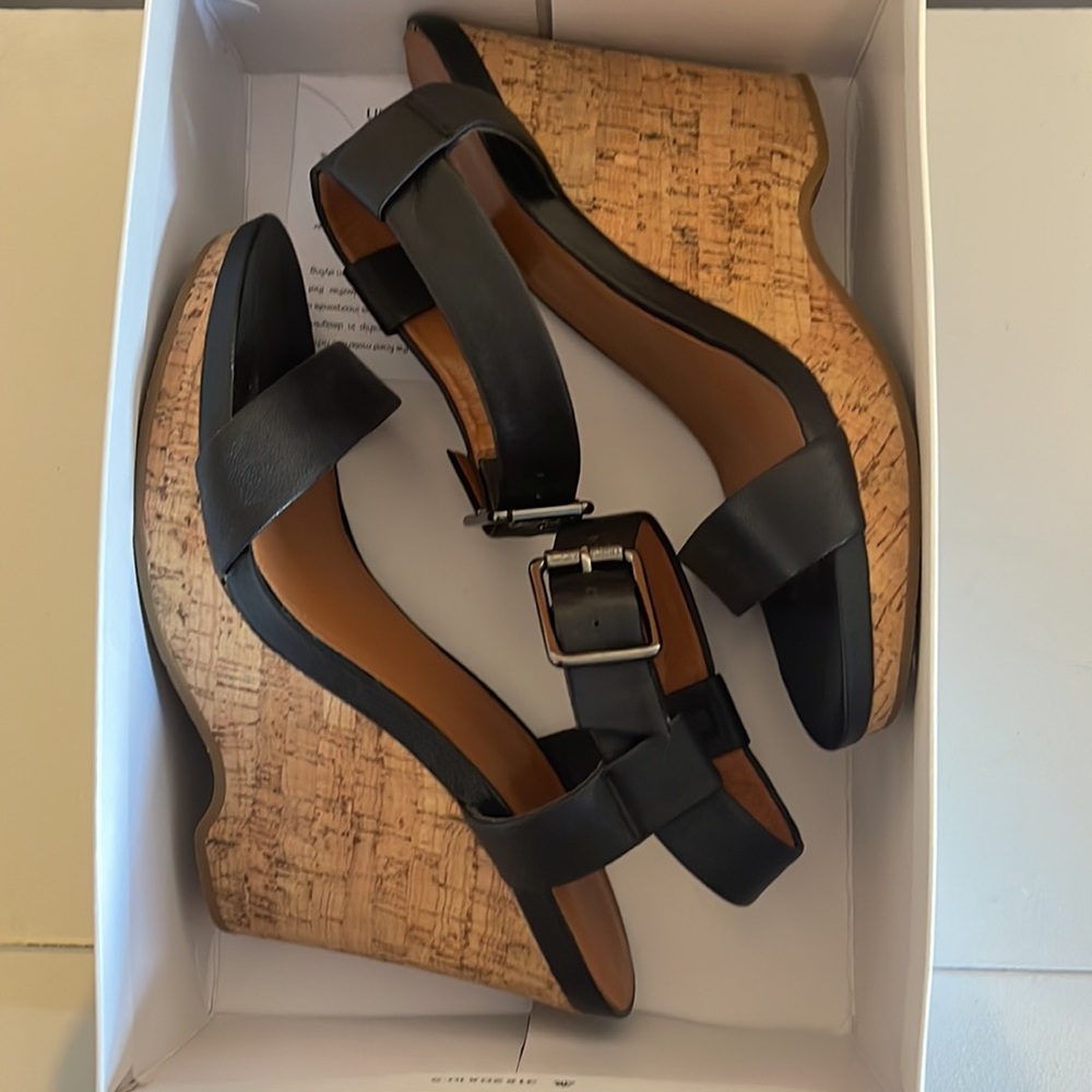 Calvin Klein Black Leather & Cork Wedges Sz 10 - Picture 11 of 11